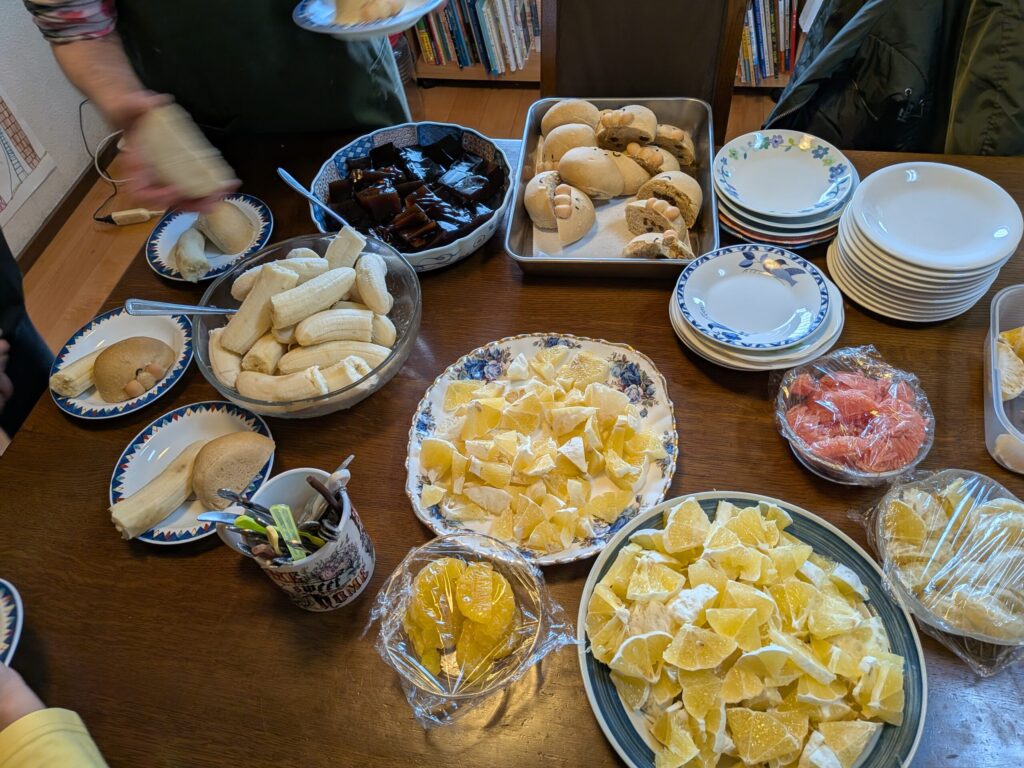 お昼ごはん🍚とおやつのようす🍌